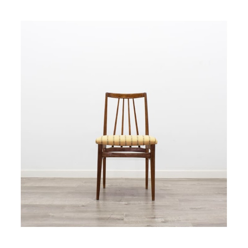 Silla clásica 4 patas tapizado amarillo con estampado