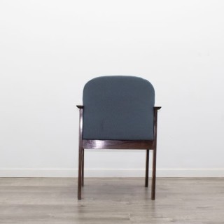 Silla clásica 4 patas madera con (tapizado varios colores)