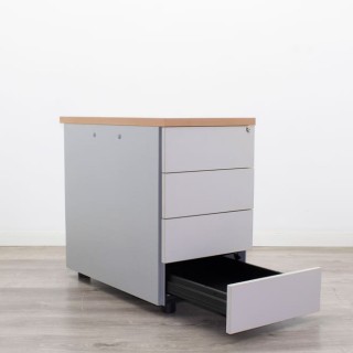Cajonera pedestal en melamina gris con cantos y tapa en peral