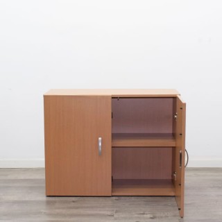 Armario bajo todo puertas en haya oscuro de 95cm