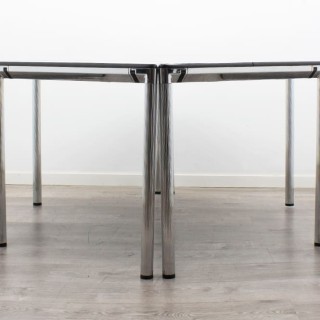 Mesa de juntas hexagonal gris de 154cm