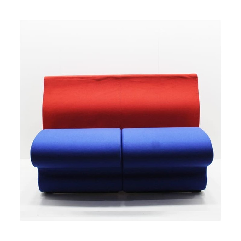 Bancada 2 plazas bicolor azul y rojo sin brazos