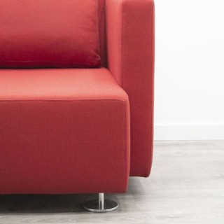 sillón espera 1 plaza tapizado rojo con cojín en respaldo