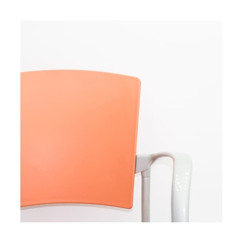 Silla colectividad ENEA naranja con brazos estructura gris